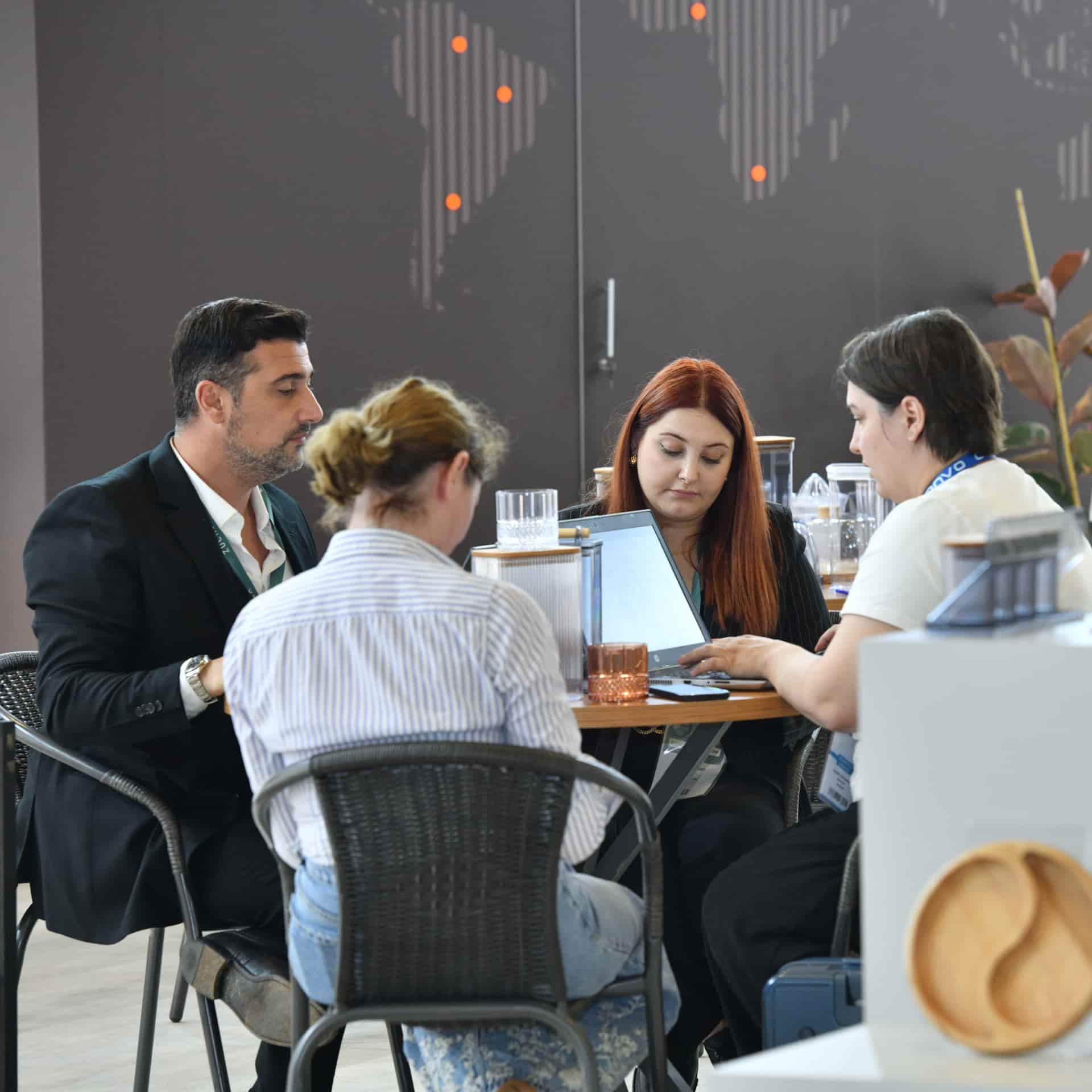  Meetings at the exhibitor booth.