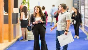 Alternative text for Teaser