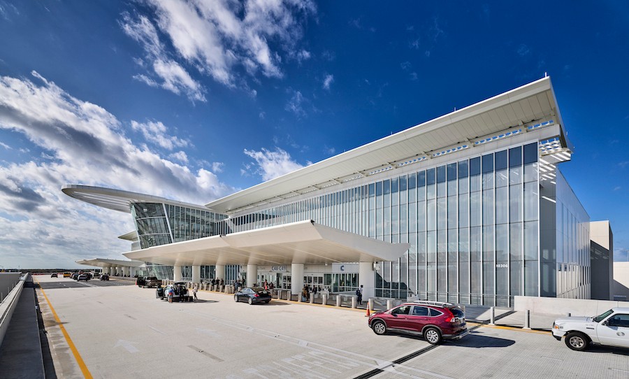 Orlando International Airport (MCO)